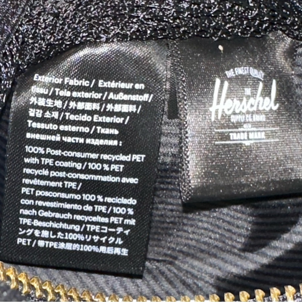 NWT Herschel Supply Co. x AMD Settlement Hip Pack Black Fanny Pack Waist Bag - Picture 10 of 10